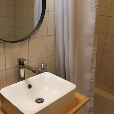 Appartement Center Golden Roof 5 *